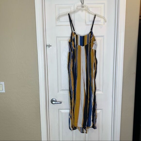 Urban Outfitters Tootsie Button-Down Cropped Jumpsuit Size Small - Picture 13 of 14